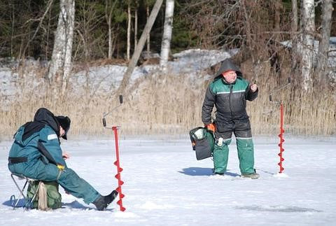 5 Ice Fishing Safety Tips